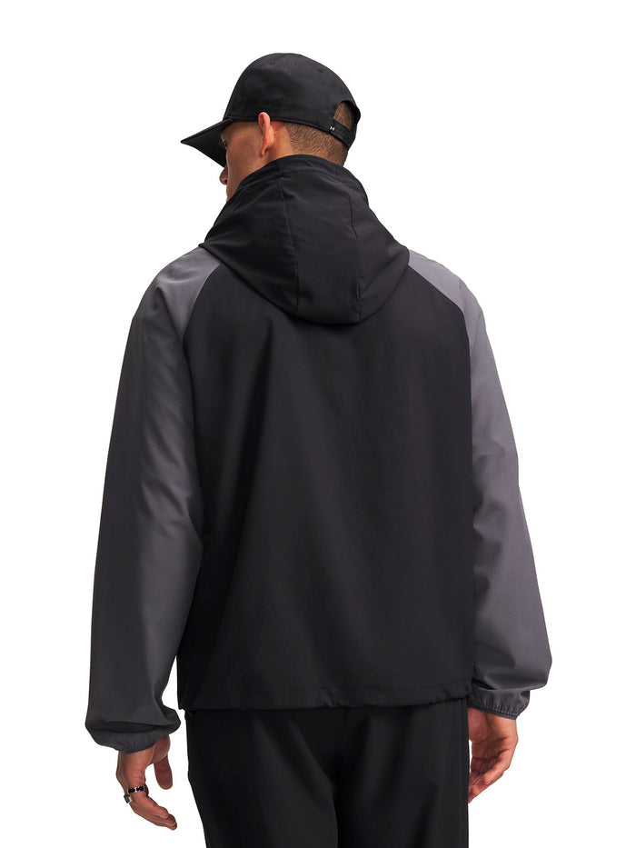 UA Vibe Woven Anorak gris para hombre