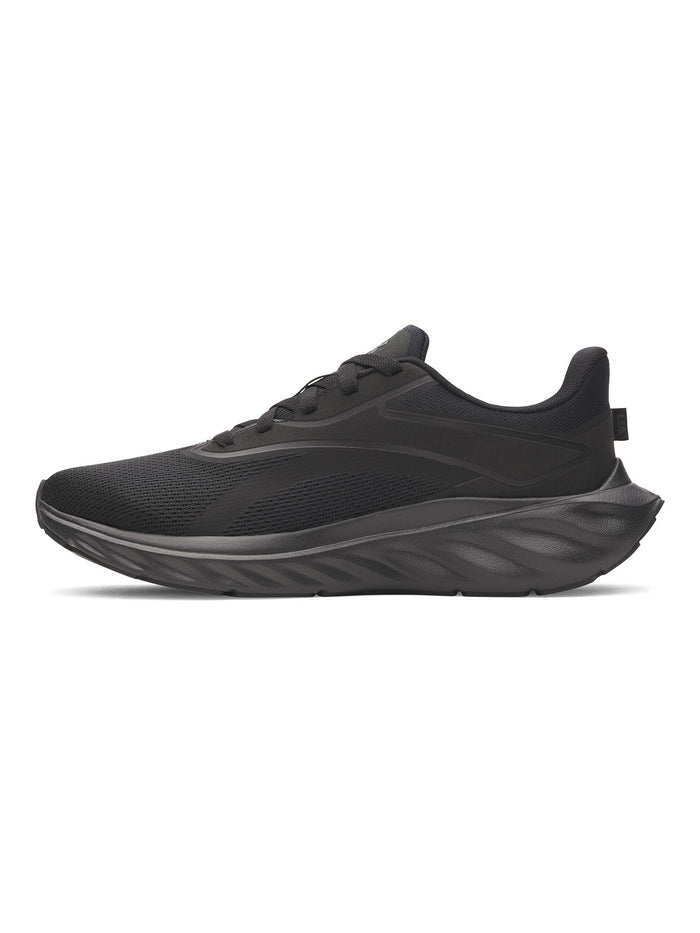 UA Ascend Zapatilla negro para hombre