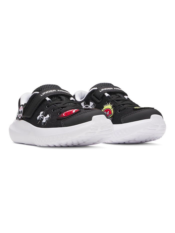 UA Surge 4 AC Patches Zapatilla negro para niño